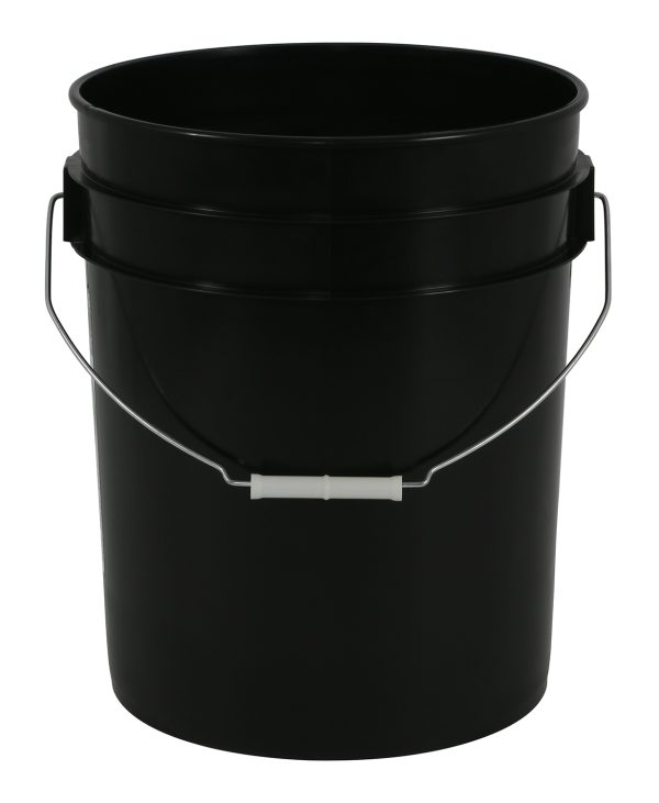 Gro pro black plastic bucket 5